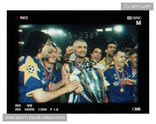 伯纳乌球场荣耀时刻 皇马尤文之战致敬足球传奇人物