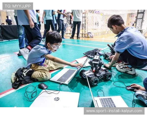 上海社区体育节引入无人机体验,青少年参与度超70% 上海社区体育节引入无人机体验,青少年参与度超70%