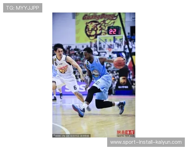 “皇马更衣室矛盾频发，阿隆索帅位岌岌可危”