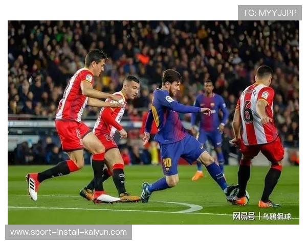 从巅峰滑落:巴萨主场2-3不敌赫罗纳,争冠主动权易手 从巅峰滑落:巴萨主场2-3不敌赫罗纳,争冠主动权易手